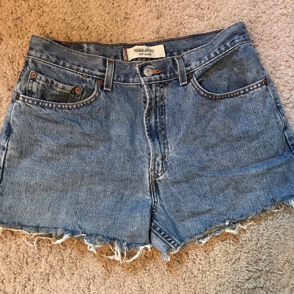 Cutoff Levi 505 shorts size 8